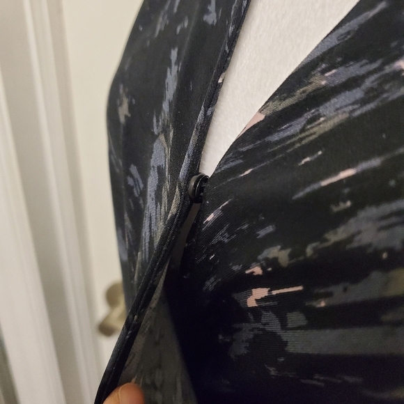 NWT Peyton Jensen Black Multicolored Emma Surplice Dress Size Small, Retail $88 - Picture 10 of 11